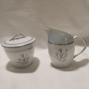 Noritake Japan Bluebell Fine China Creamer and Lidded Sugar Bowl